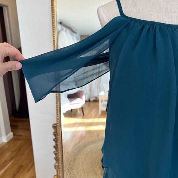 Plus Size Sorella Vita Gown - Picture 3 of 4